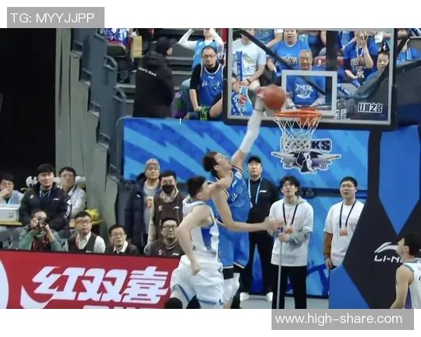 北京轰111分创赛季新高引热议！两战百回合133.8分联盟榜首